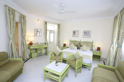 Garden Hotel - Heritage by Hrh Group of Hotels ウダイプールのホテル