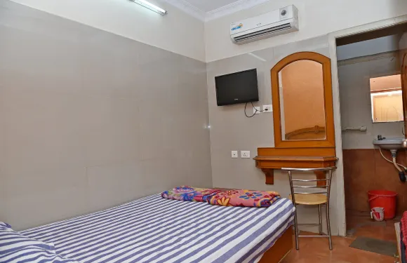 克拉克里斯那旅館