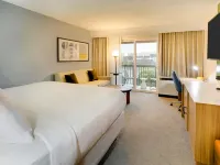 Sonesta Select San Francisco Airport Oyster Point Waterfront Hotels near Cow Palace