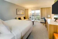 Sonesta Select San Francisco Airport Oyster Point Waterfront