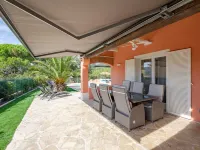 Villa Adie