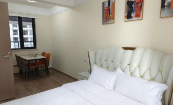 Fangdong Peiqi Apartment (Jianghailu)