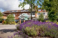 Regency Park Hotel, Health Club & Spa Hotels near Highclere Castle
