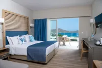 Elounda Breeze Resort
