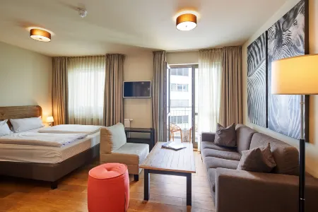 Mondrian Suites Berlin am Checkpoint Charlie Отели рядом с достопримечательностью «КПП Чарли»