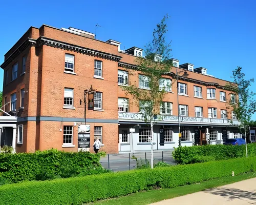 The Broadway Hotel Hotels in Letchworth