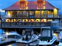 Courtyard Burlington Williston فنادق في 