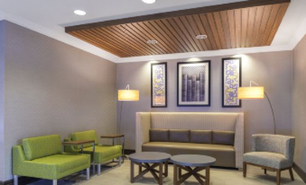 Holiday Inn Express & Suites NORTH BAY by IHG