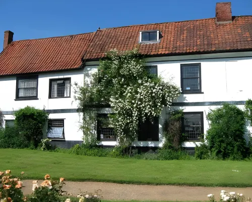 The Griffin Hotel Hotels in Attleborough
