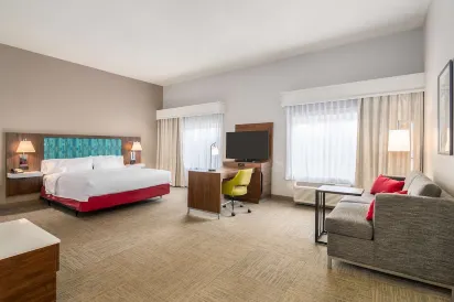 Hampton Inn & Suites Hartford-Manchester