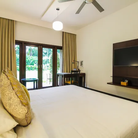 Hotel Sunderban Resort & Spa