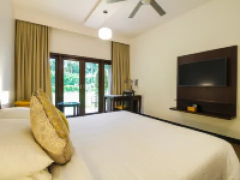 Hotel Sunderban Resort & Spa