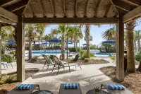 Royale Palms Condominiums - Sea View