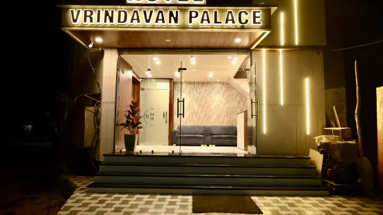 Hotel Vrindavan Palace