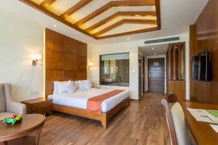 Soaltee Westend Resort Chitwan Отели рядом с достопримечательностью «Chitwan Jungle Safari»