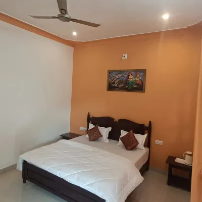 Akshay Valley Hotel dekat Veer Shiromani Jhala Deda ji Ki Chatri