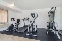 Best Western Salinas Monterey Hotel - Gym