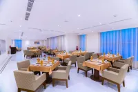 The Gate Hotel and Apartments