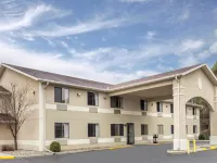 Super 8 by Wyndham Park Rapids