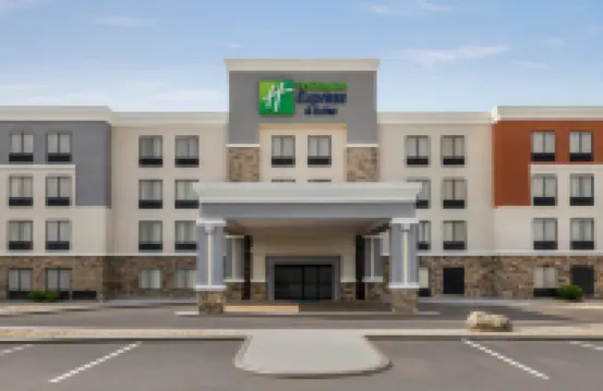 Holiday Inn Express & Suites INDIANAPOLIS W - AIRPORT AREA by IHG Hotels near Indianapolis Motor Speedway
