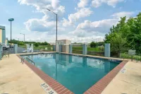 Quality Inn Adairsville-Calhoun South - Swimmingpools