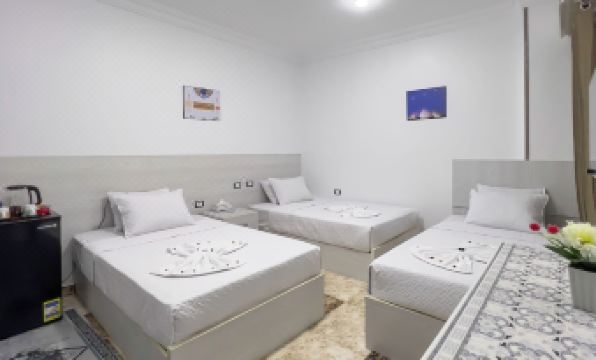 1. 알래스카 피라미..