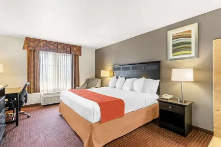 Best Western Legacy Inn  Suites Beloit-South Beloit Отели в г. Юг Белойт