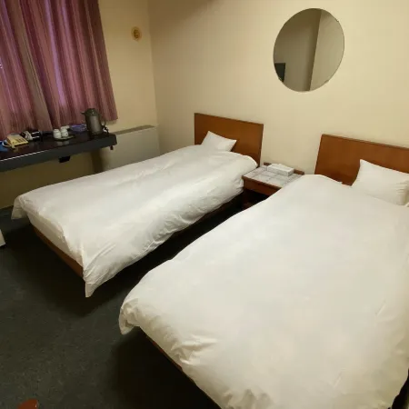 Business Hotel Takazawa