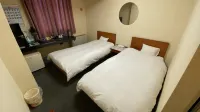 Business Hotel Takazawa - 2 Sao