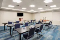 Holiday Inn Express & Suites Owings Mills-Baltimore Area
