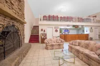 Days Inn by Wyndham Hardy Hotels in Hardy