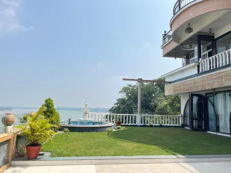 TreeHouse Narmade A Riverfront Resort & Spa Narmadapuram