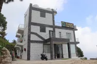 Oak Trek resort Hotels near Santoshi Mata Temple