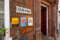 38 St Giles