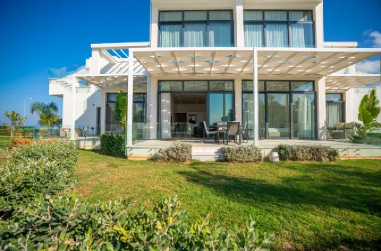 B34-2 the Resort Apartment with Pool View Hotels in Akanthou