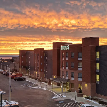 Staybridge Suites MARQUETTE by IHG
