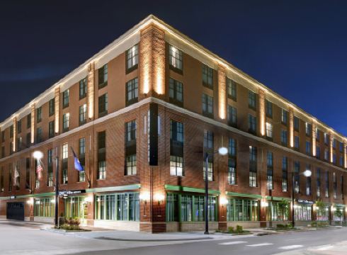 Courtyard Manhattan Aggieville