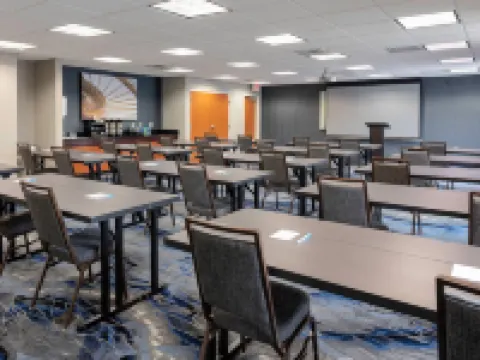 Fairfield Inn & Suites Charlotte Matthews Hotels in Charlotte