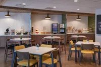 Fairfield Inn & Suites Midland - Frühstück