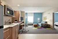 Home2 Suites by Hilton Racine Hotels in Raymond