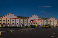 Red Roof Plus+ & Suites Atlanta Airport South - 2-Star