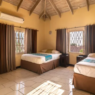 Jasmine Inn