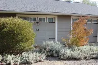 Acorn Cottage / Hot Tub / Yosemite Area