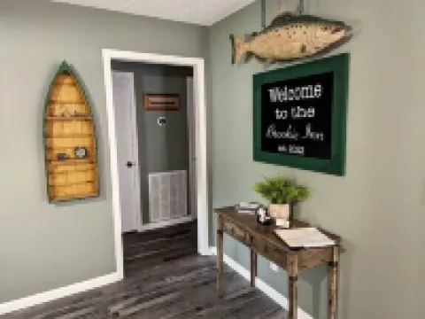 New! Beautifully updated private home near White River and Bull Shoals