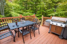 Driftland Cabin – hot tub, pizza oven, kayak
