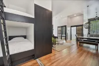 A Cleveland Modern and Historic Apartment Hotels in der Nähe von Amtrak - Cleveland Station