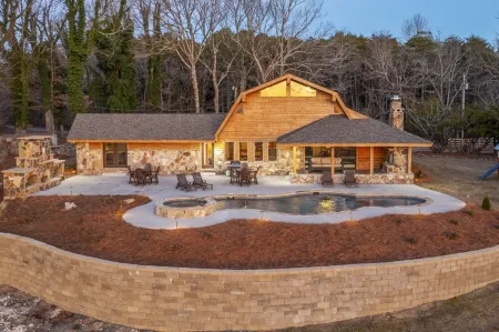 Cozy Cabin in Mentone -  Incredible Views - Swimming Pool - Hot Tub