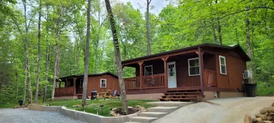Cabin in the Woods - 5 Miles to Dayton Boat Ramp! 2 miles to NACA Fort Bluff!
