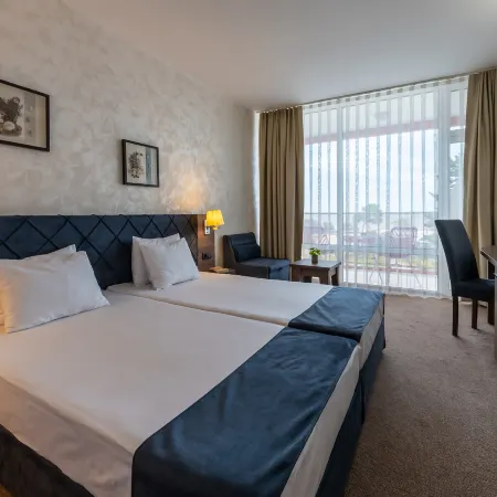 Flamingo Beach Hotel