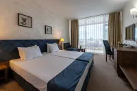 Flamingo Beach Hotel